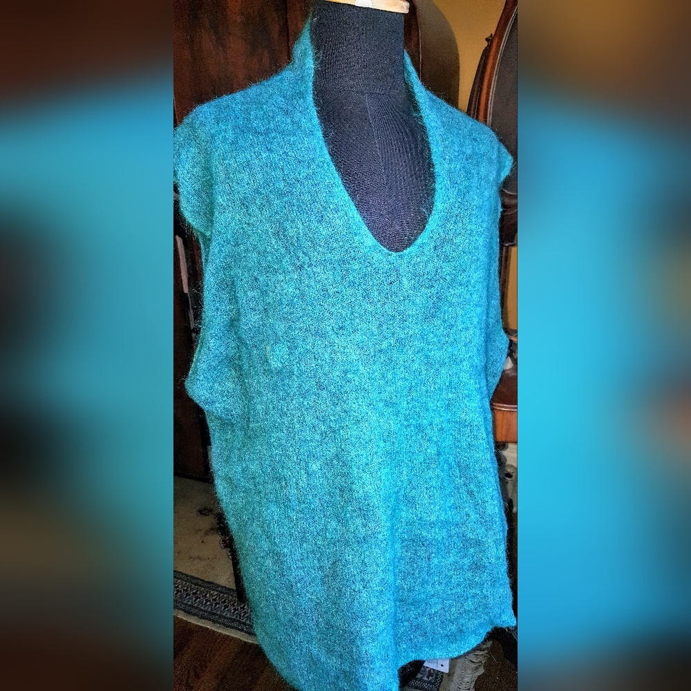 Airspun Mohair blend top
